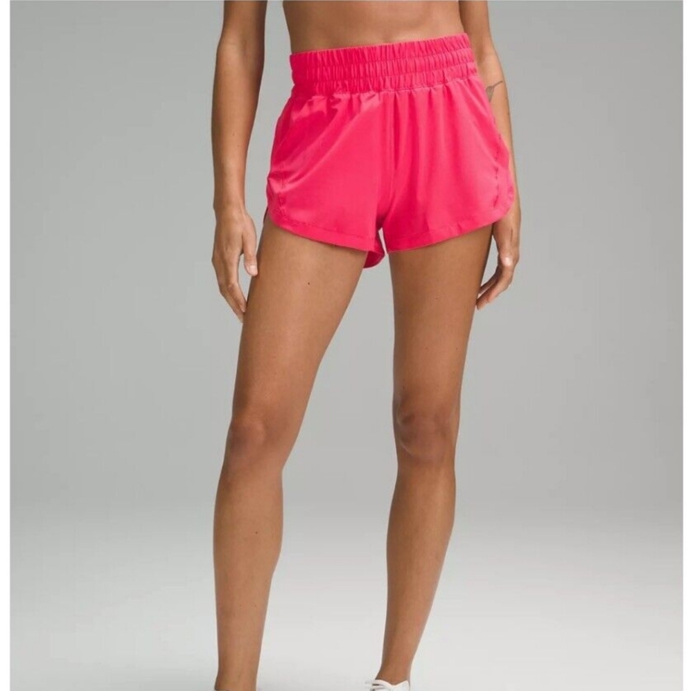 Lululemon 3" Track That, High Rise Short, Size 6, Good Used Condition
